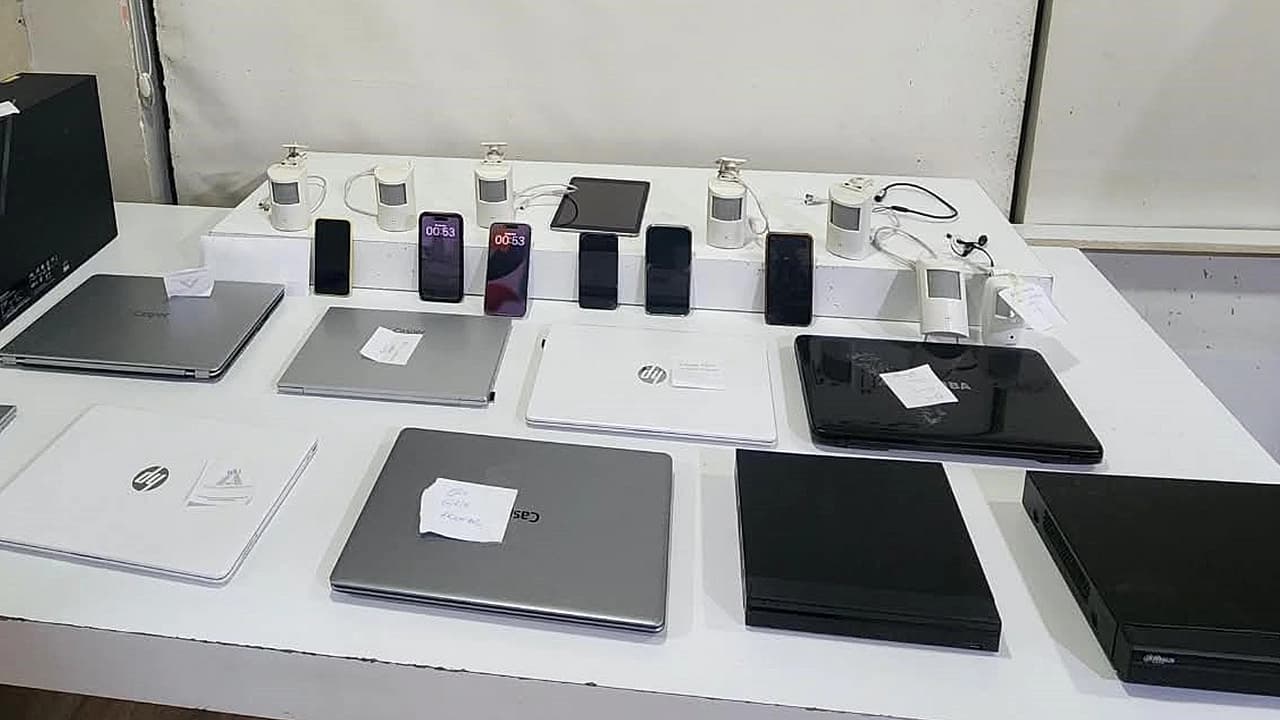 Güzellik merkezinde gizli kamera skandalı! 14 bin video kaydı tespit edildi
