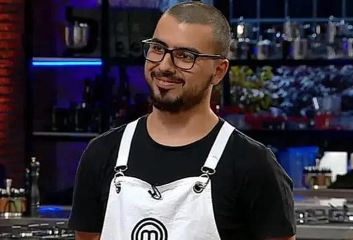 Minik Oğullarıyla İlk Kare! MasterChef Şampiyonu Serhat Doğramacı Baba Oldu! Bebeğine Verdiği İsim Takipçilerinden Tam Not Aldı