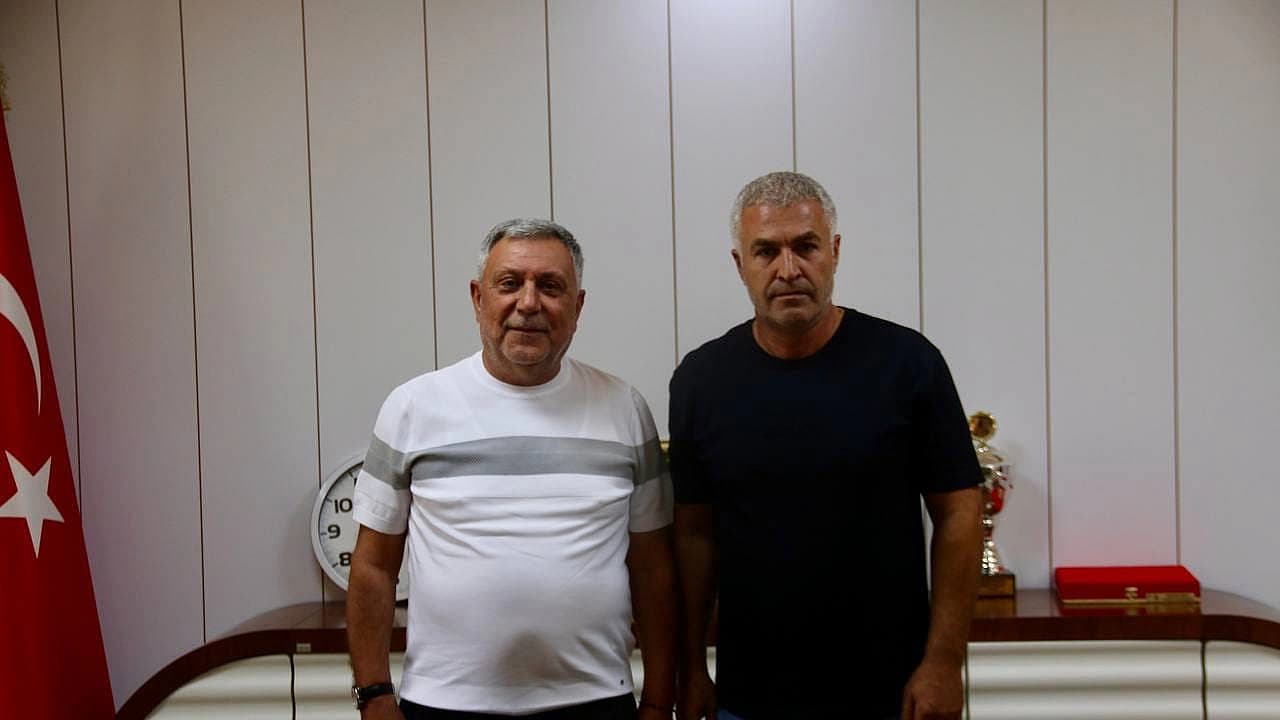 Şerafettin Yıldırım’dan Başkan Toprak’a hayırlı olsun ziyareti
