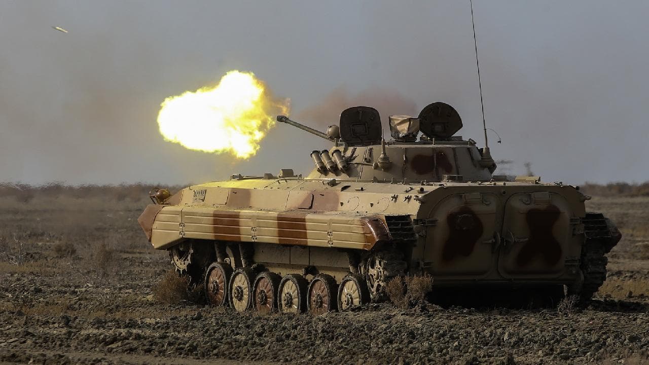 İran ordusu: BAE'deki ABD üssünde konuşlu askerleri ve helikopterleri hedef aldık