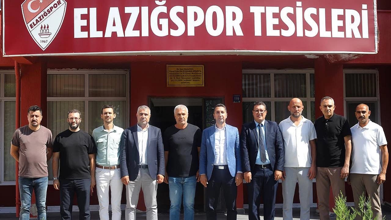 Gençlik ve Spor İl Müdürü Abdulsamet Eren’den Başkan Ahmet Toprak’a hayırlı olsun ziyareti