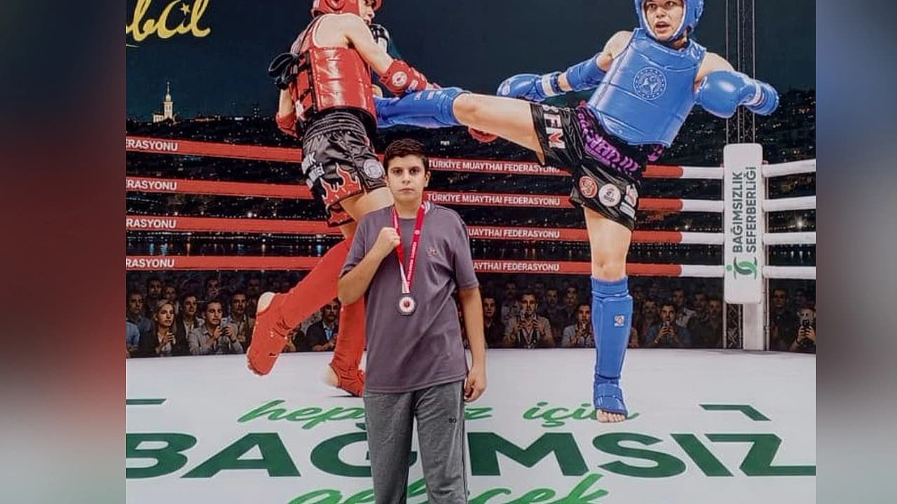 Elazığlı Sporcu Muay Thai Türkiye Şampiyonası’nda Türkiye Üçüncüsü oldu
