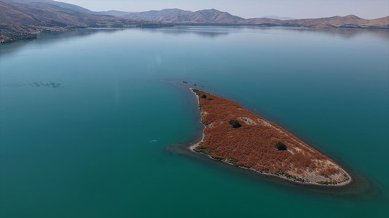 Elazığ’da Tarihi Batık Şehir depremlerle zarar gördü!