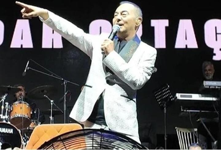 Serdar Ortaç'tan dikkat çeken açıklama: "Kumarı da bıraktım, bunalım yok artık"