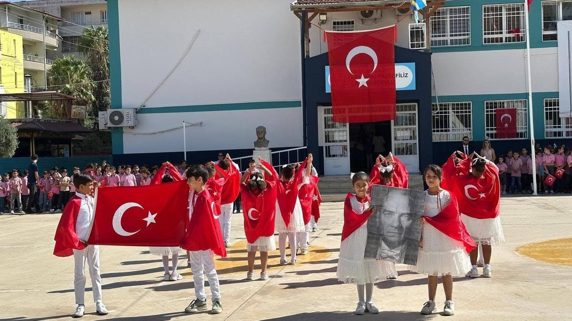 Hatay Reyhanlı'da İlköğretim Haftası Coşkuyla Kutlandı