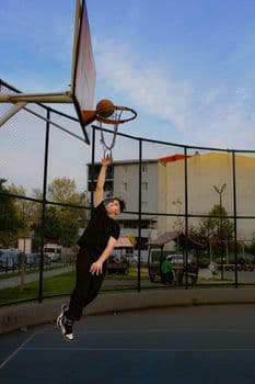 12. SOKAK BASKETBOLUNA REKOR KATILIM