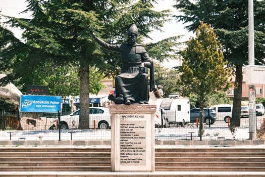 Velilerin Atatürkçü sandıkları okul Gülen Cemaati bağlantısı gerekçesiyle kapatıldı