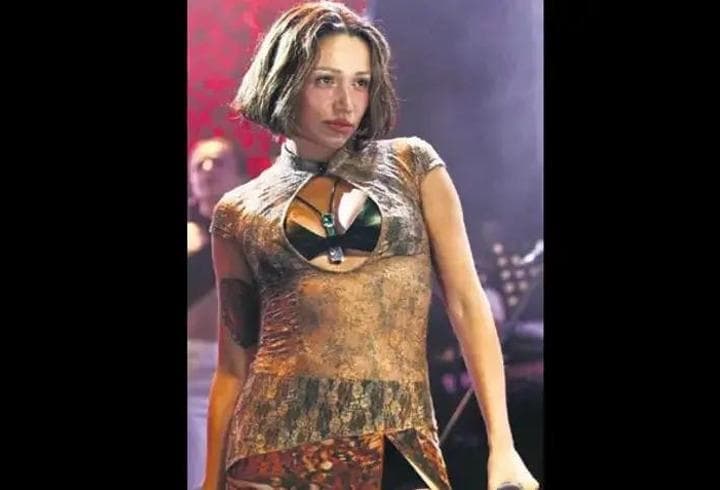 Zeynep Bastık'tan düğün öncesi son konser!