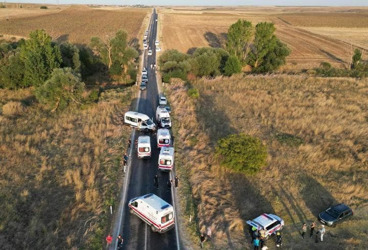 Edirne'de zincirleme kaza: 6 yaralı