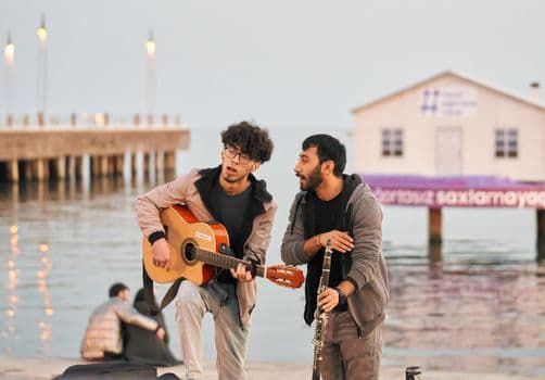 Elazığ’ın Genç Müzisyenlerinden Noktaya Plaket